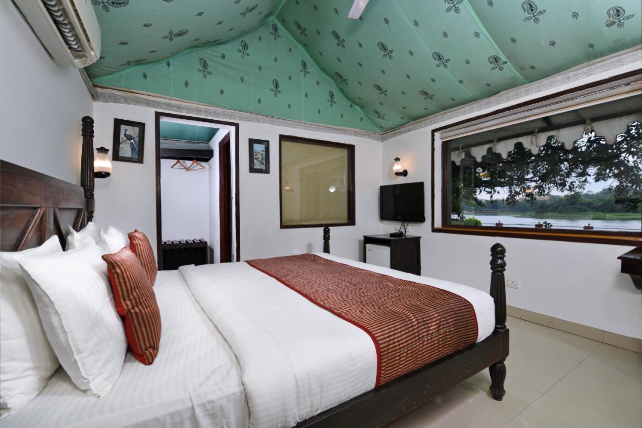 Shree Vilas Orchid - A Pichola Lake Facing Resort Ουνταϊπούρ Εξωτερικό φωτογραφία