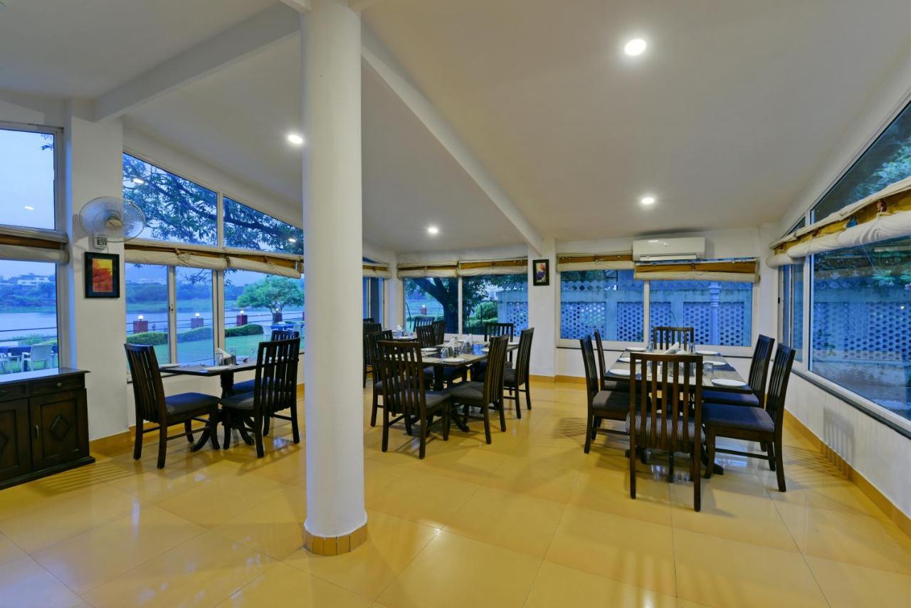 Shree Vilas Orchid - A Pichola Lake Facing Resort Ουνταϊπούρ Εξωτερικό φωτογραφία